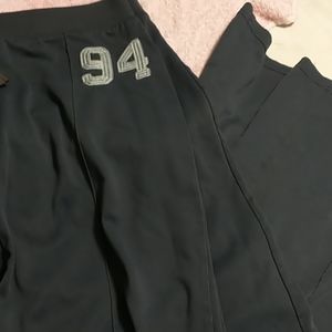 Old navy navy yoga pants